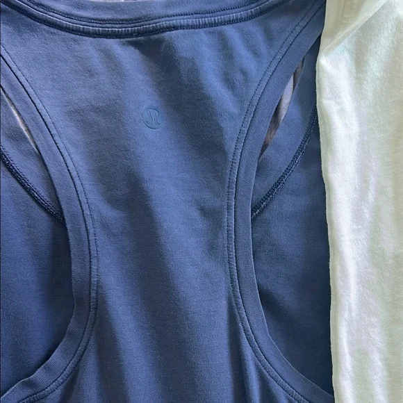 Lululemon lot of 4 Love tanks - Picture 2 of 6
